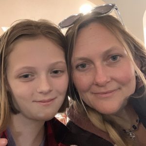 Alyson Huff with her young daughter